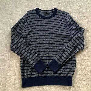 Banana Republic Men's Blue and Gray Striped Crewneck Sweater Sz. L